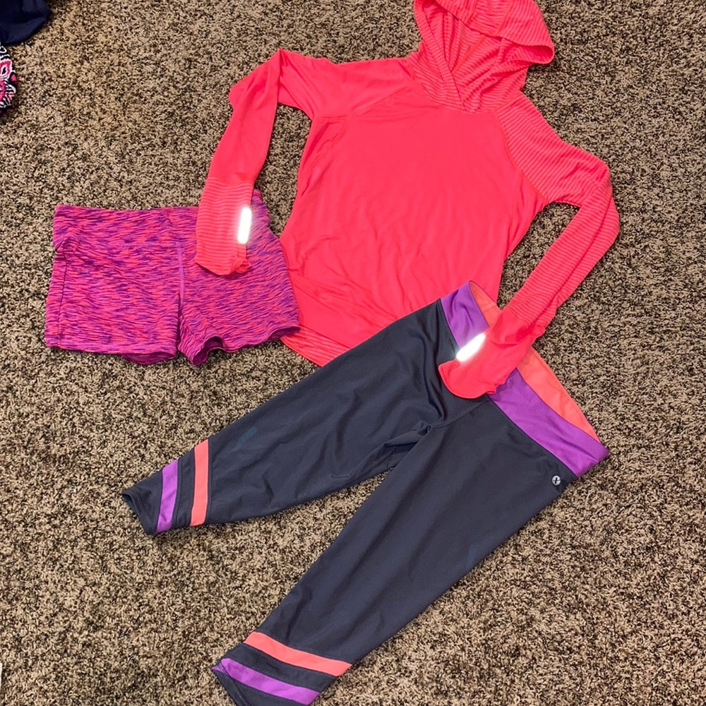 girls athletic outfit